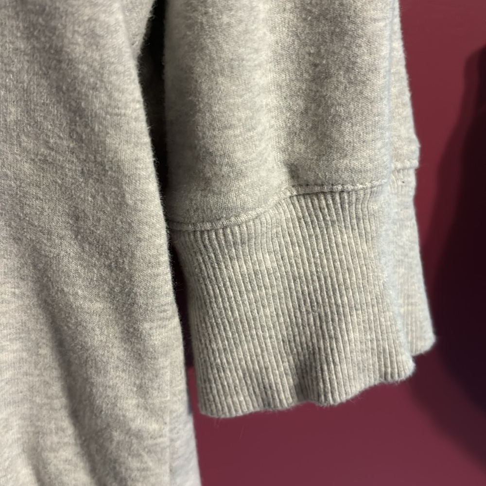 Sweater - Picture 3 of 4